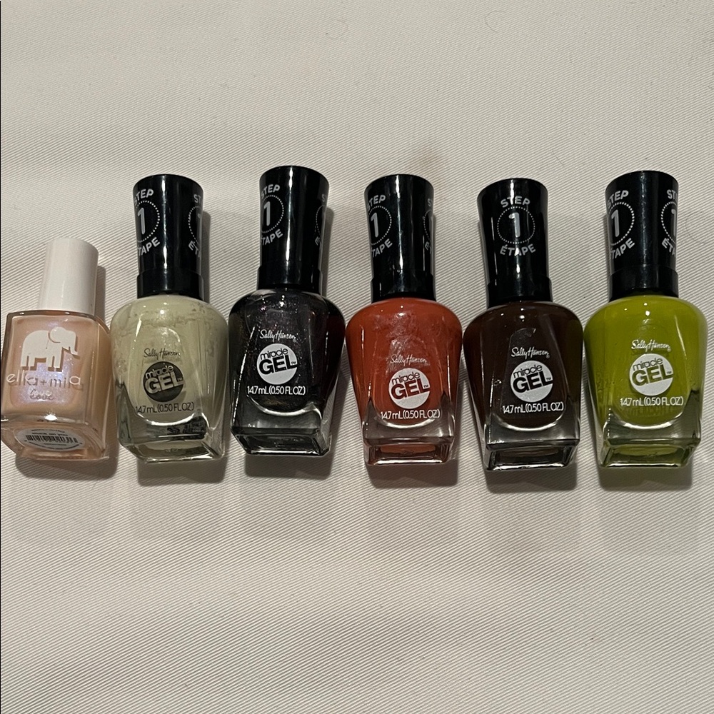Sally Hansen Gel Nail Polish Set
